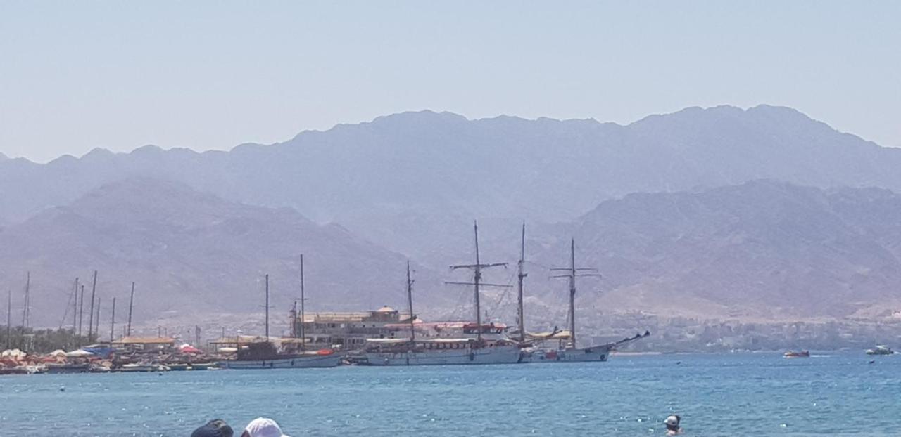 דירת נופש אילת -אלמוג Almog Suite In Eilat Close To Red Sea - דירת נופש אלמוג מרחק נגיעה מהים Bagian luar foto